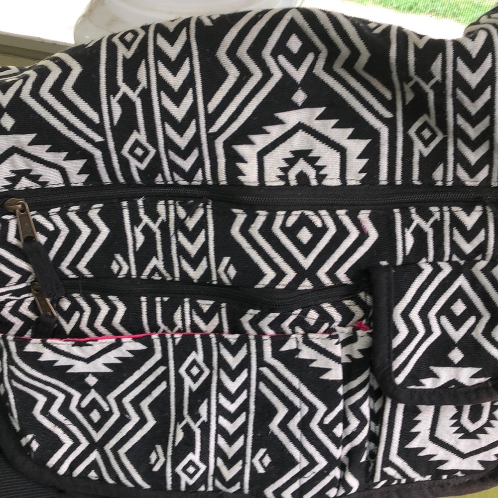 This is a messenger bag